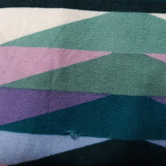 Minnie Leggings New with defective NO ADDITIONAL D - Picture 2 of 3